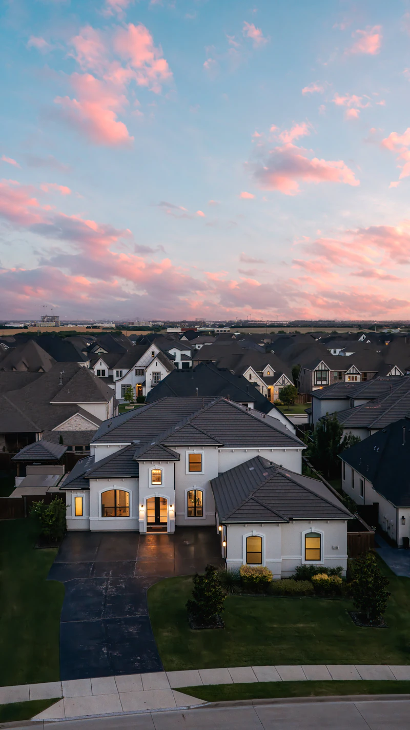 2121 Normandy Circle — 21