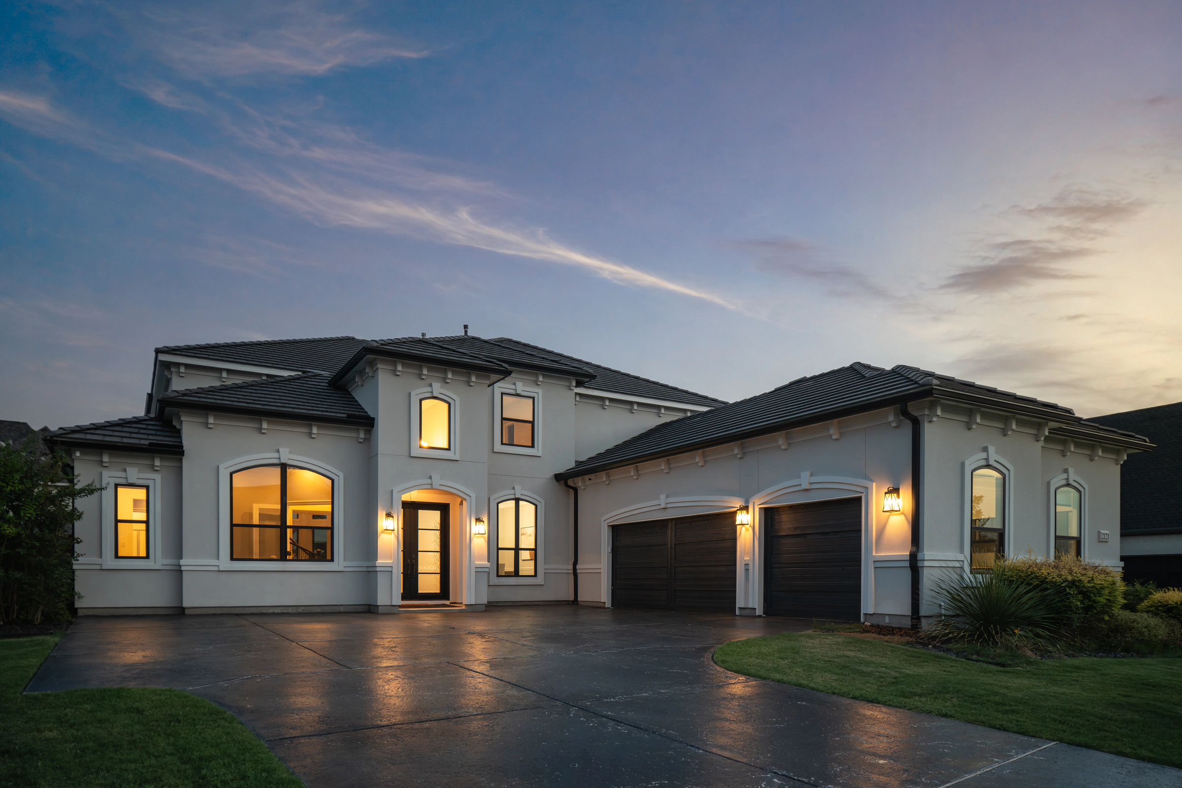 2121 Normandy Circle